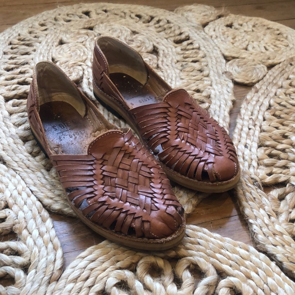 Sols Huarache Sandal Size 8